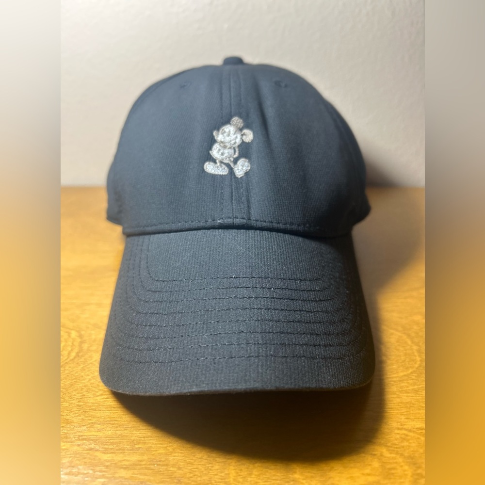 Disney Parks Nike Legacy 91 Classic Mickey Dri-Fit Golf Baseball Hat Cap Black
